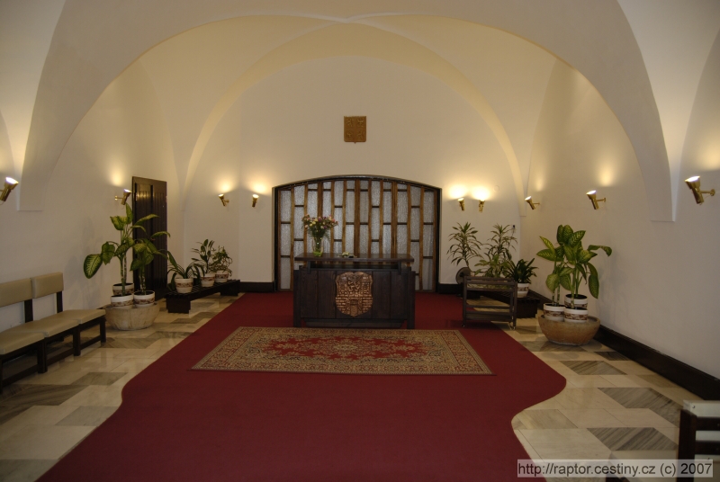 img00005.jpg
